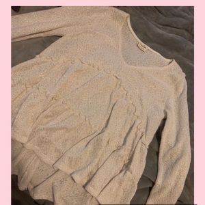 Off white very soft long sleeve top. Worn 2x.